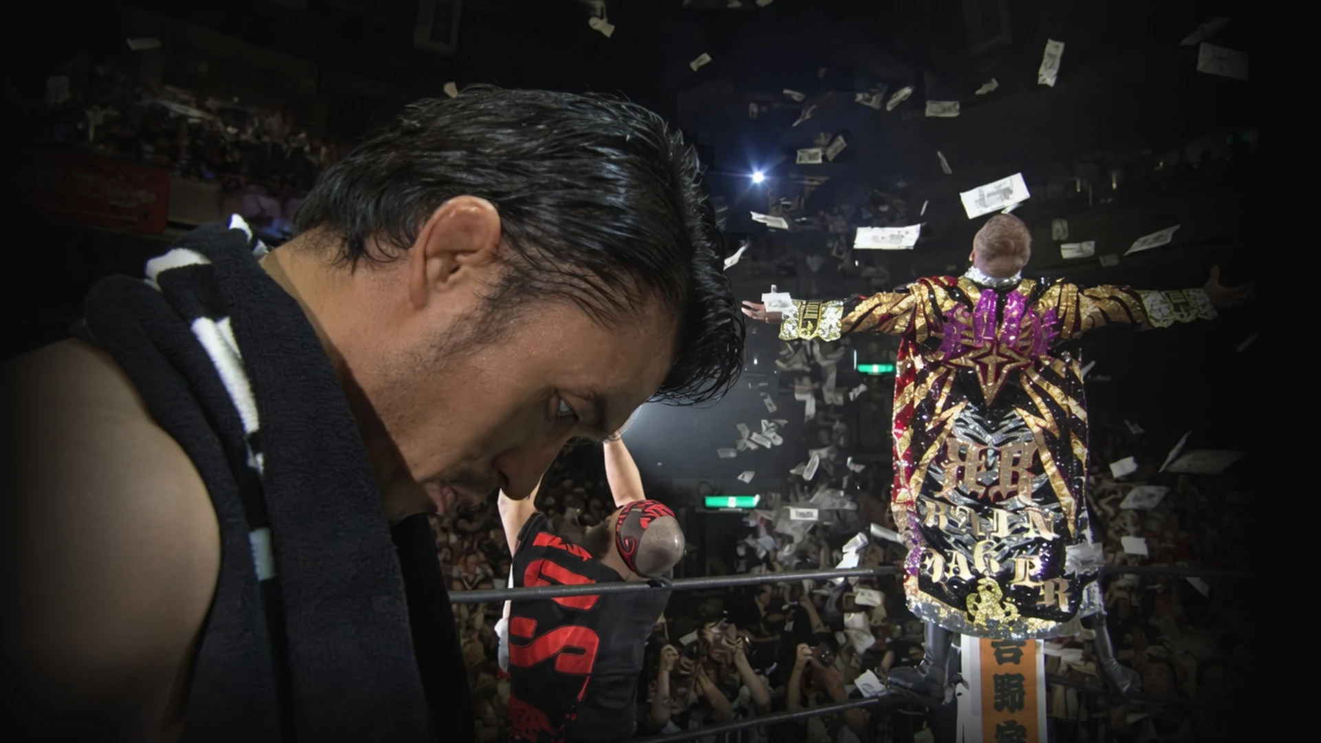 Kazuchika Okada wrestling Katsuyori Shibata in 2017